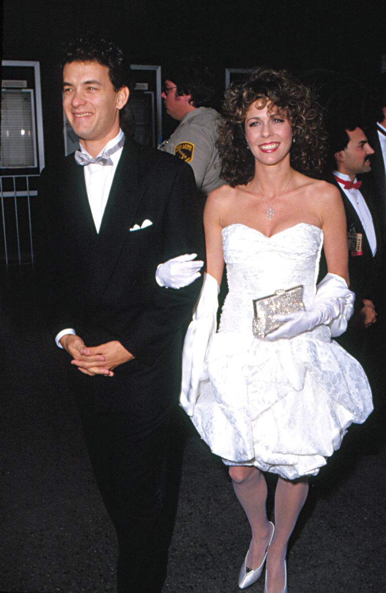 Tom Hanks ja Rita Wilson on olnud abielus üle 30 aasta. Nad kohtusid 80ndate alguses võtteplatsil ning abiellusid 1988. aastal. Hanks oli varasemalt abielus näitleja Samantha Lewisega (aastatel 1978–1987), kellega mehel on kaks last. Ka Wilsoniga on Hanksil kaks last.