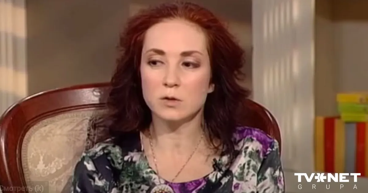 доптарымен бірге өз мүшесін тығып алды. порно