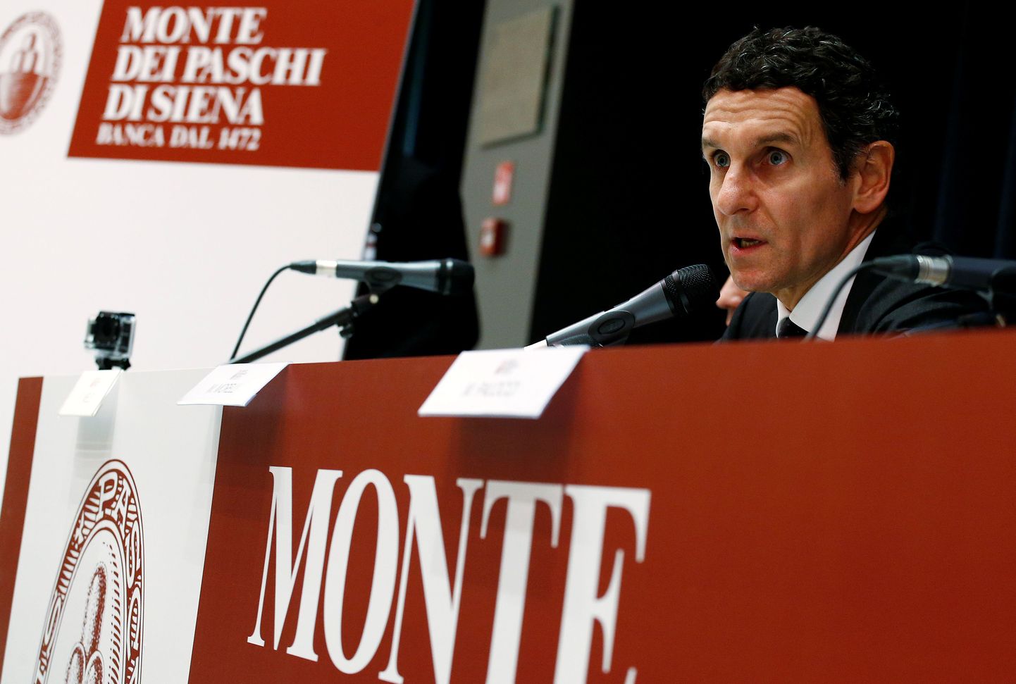 Monte dei Paschi di Siena panga tegevjuht Marco Morelli andis pressikonverentsil teada mitme tuhande inimese koondamisplaanist.