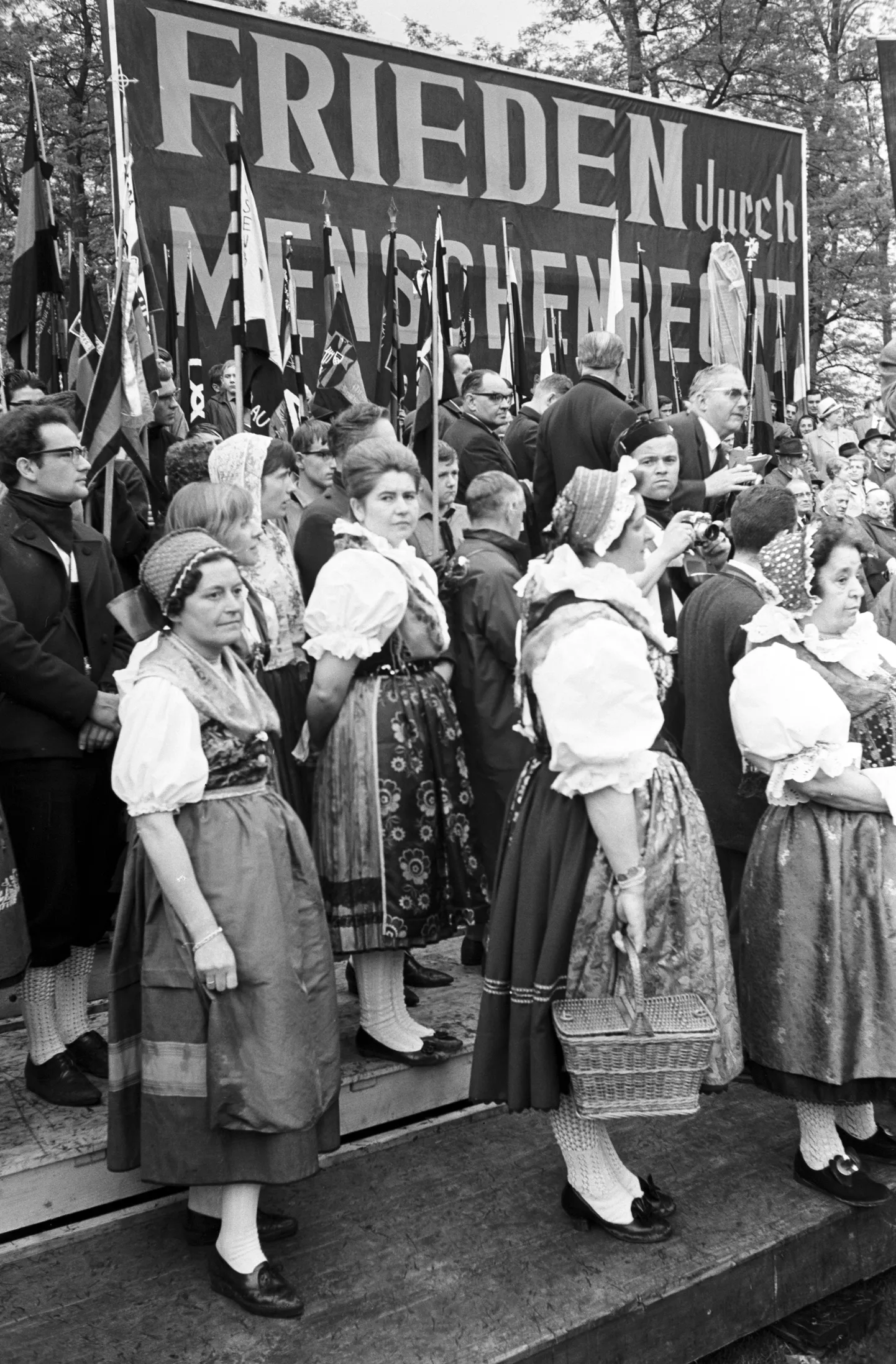 Sudeedisakslased 1965. aastal inimõiguste tagamist nõudnud meeleavaldusel endi vabadusi nõudmas.