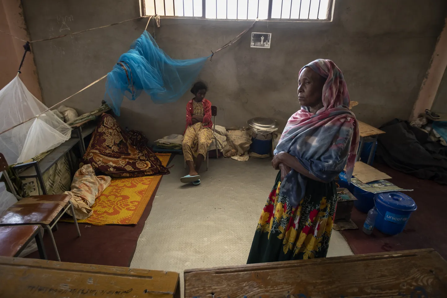 Tigray konfliktis kodutuks jäänud ajutiseks varjupaigaks muudetud koolimajas.