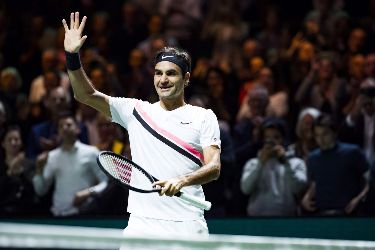 Roger Federer püsib 36-aastaselt maailma teravaimas tipus.