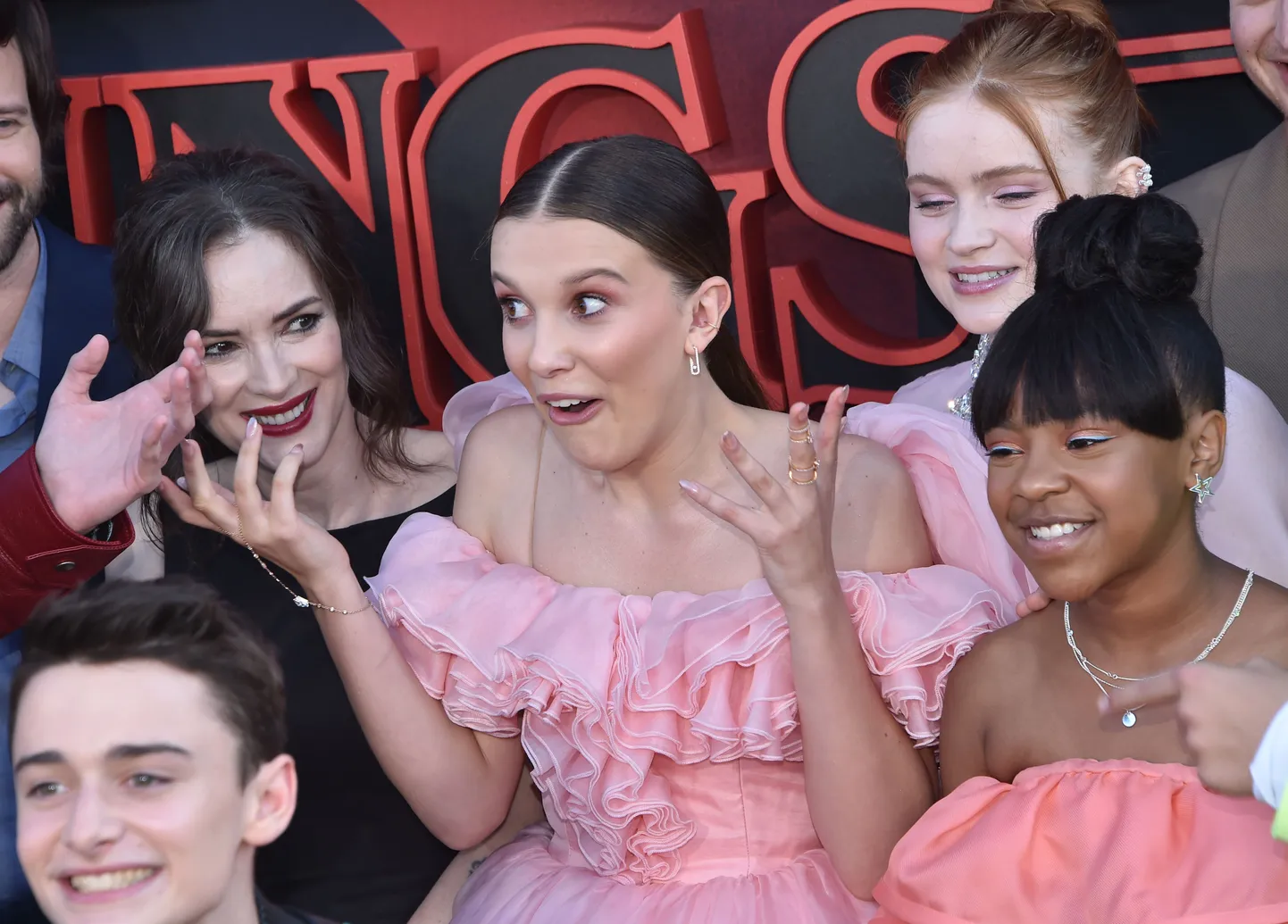 Keskel Netflixi sarja «Stranger Things» staar Millie Bobby Brown.