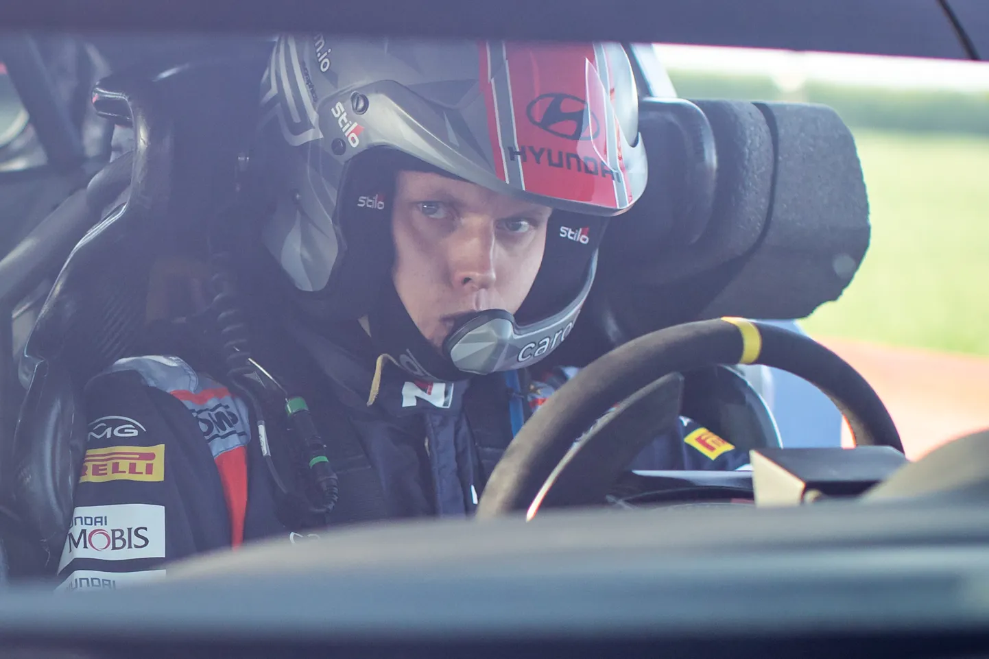 Ott Tänakul tuleb ülejäänud rallit vaadata ekraani vahendusel.