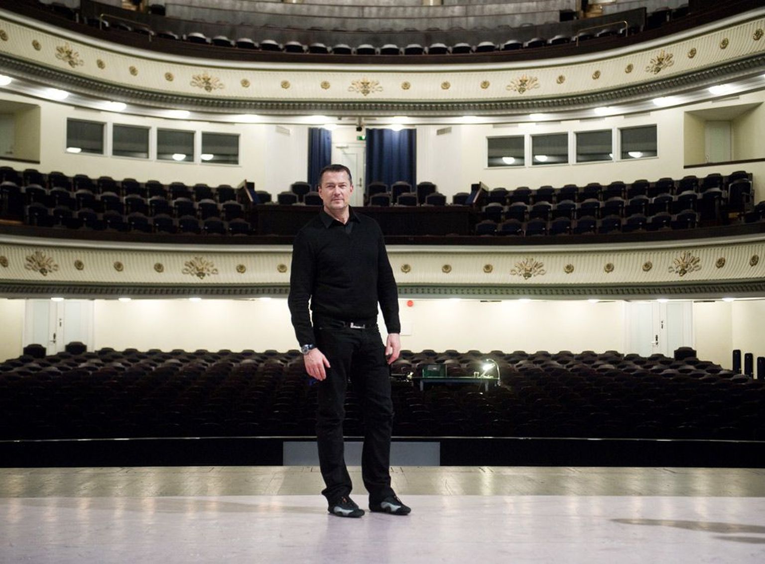 Andrejs Žagars – Läti ooperijuht ja lavastaja, kellele miski ei näi võimatu. Nüüd ka Estonia teatris.