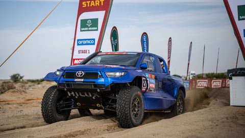 Eesti tiim alustas Dakari rallit plaanipäraselt, üks Eesti paar on uustulnukate arvestuses kolmas