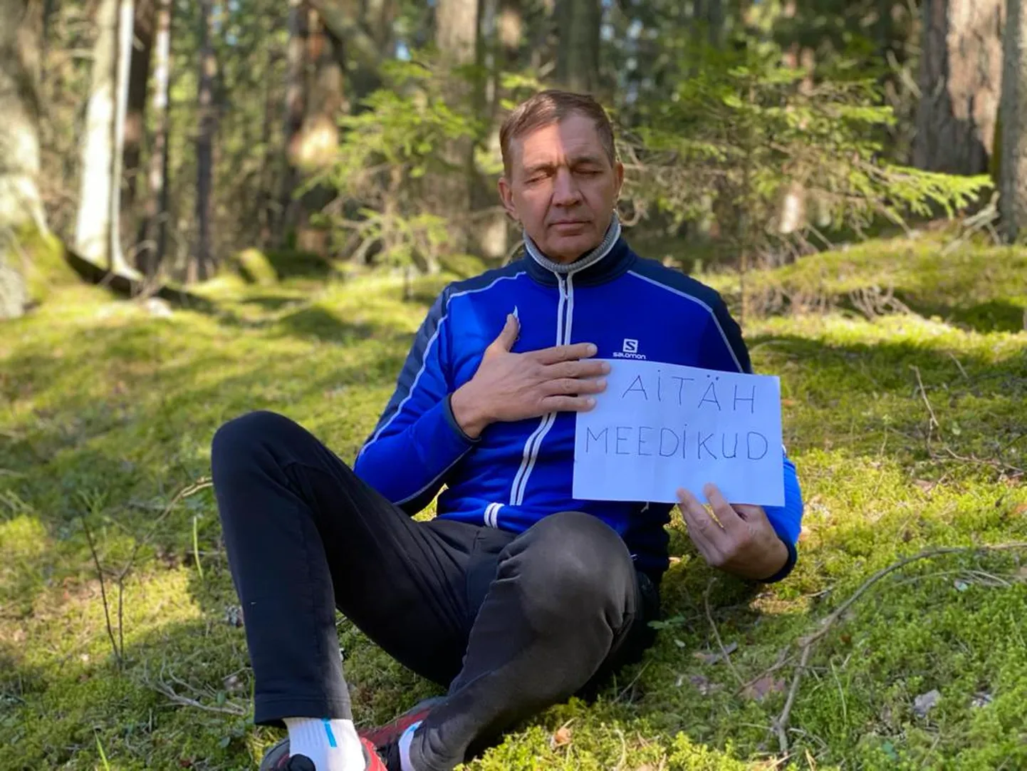 Valge kaardi päeval tänas EOK president Urmas Sõõrumaa koos spordirahvaga meditsiinitöötajaid.