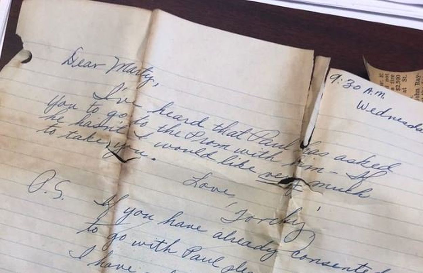 Üle 60 aasta kadunud käekotist tulid muu hulgas välja armastuskirjad.
