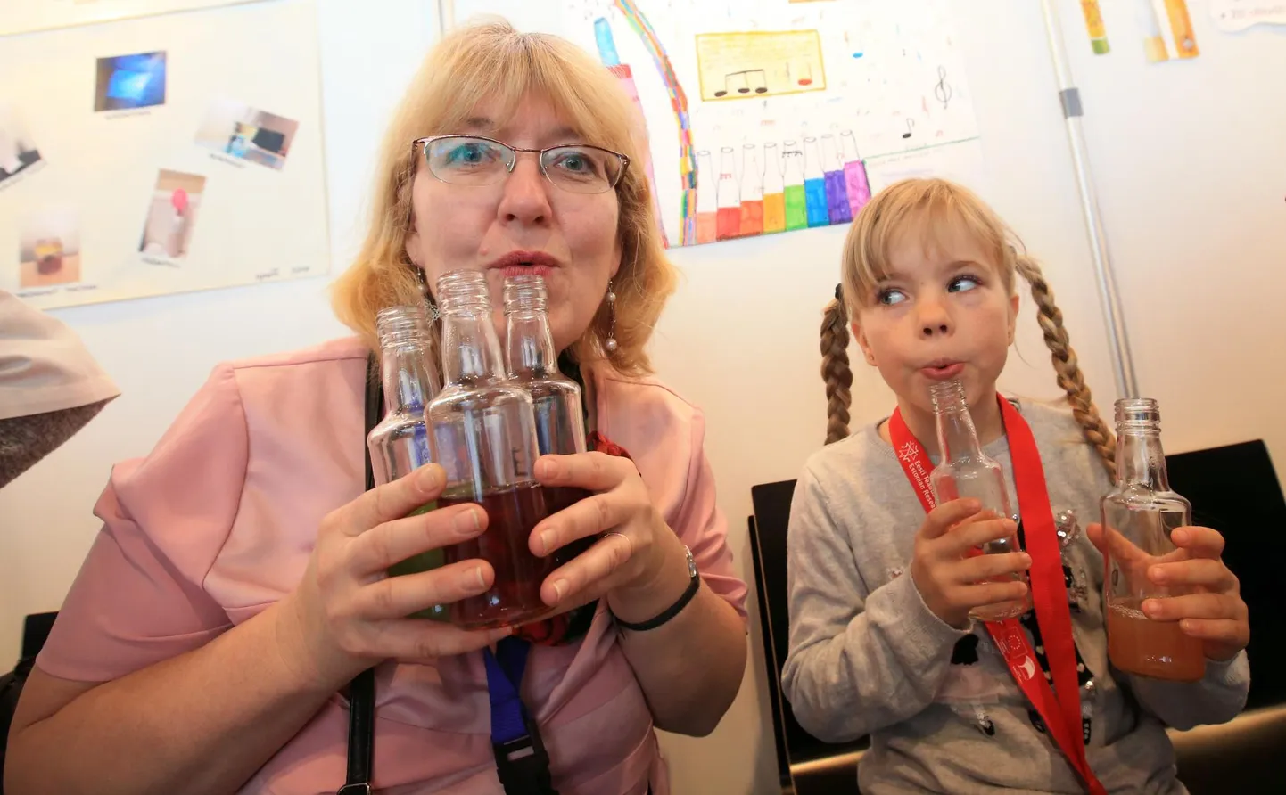Parksepa keskkooli õpilane Helena Karu ja õpetaja Ene Kärg on juba mitu aastat konkursil edukalt esinenud.