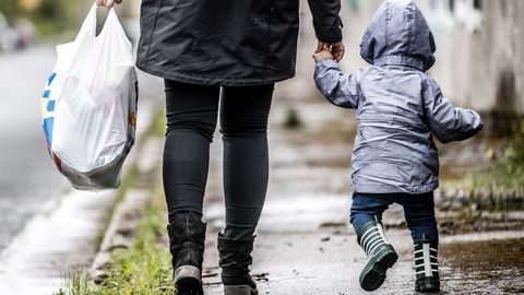 Septembrist suureneb üksikvanema lapse toetus