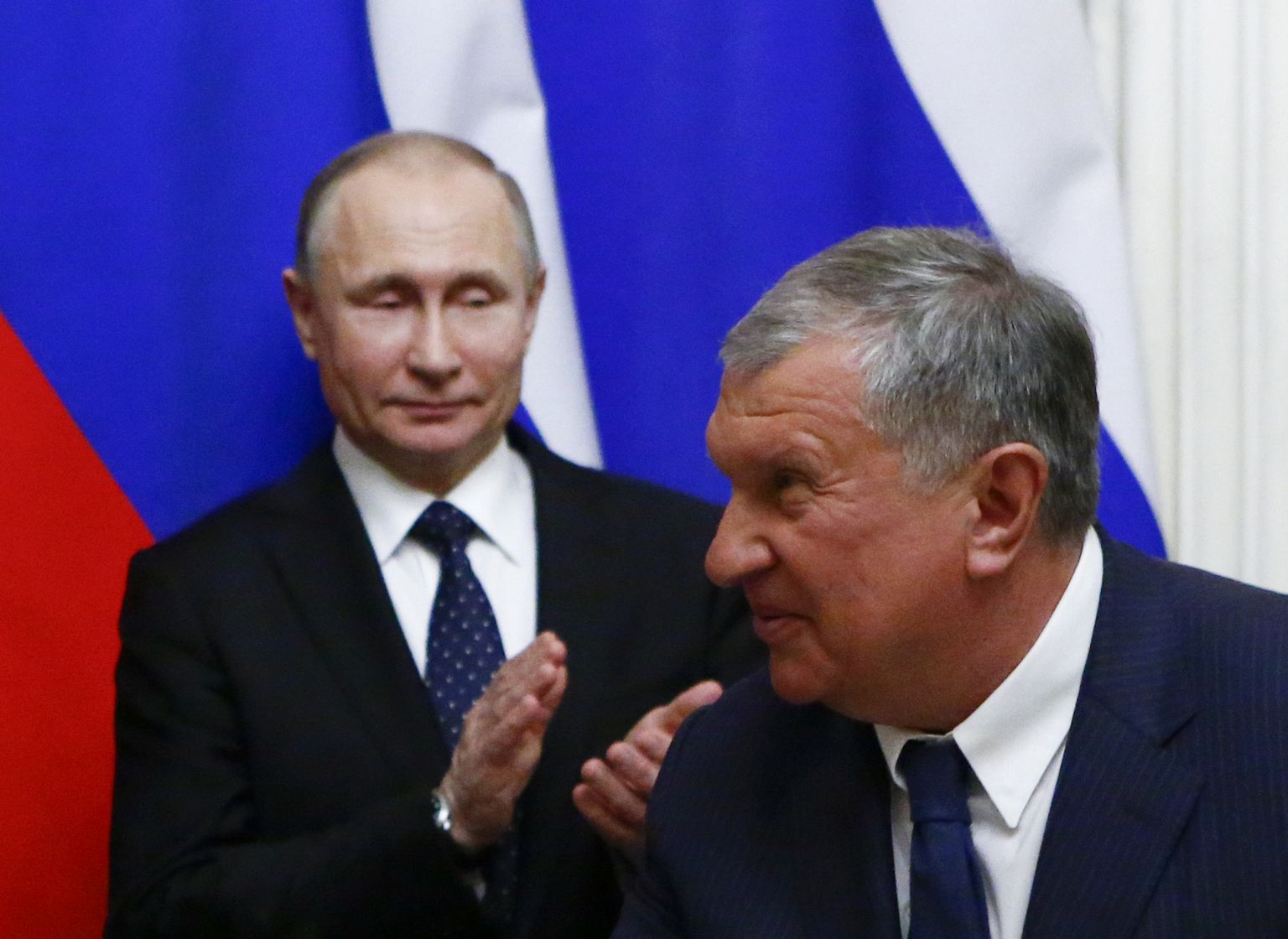 Vladimir Putin ja Rosnefti juht Igor Setšin, kelle raha Leedu külmutas.