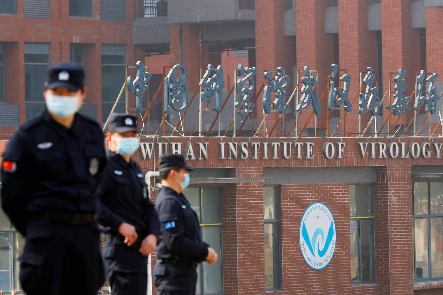 Hiina Wuhani viroloogiainstituudi peahoone. WHO eksperdid külastasid selle aasta veebruaris Wuhani, et uurida, kuidas võis koroonaviirus levima hakata