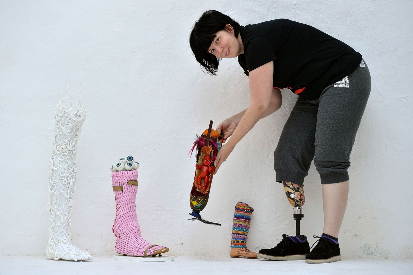 29. augustil algavad Londonis paraolümpiamängud ning suurvõistluse eel on Austraalia kunstnik Priscilla Sutton avanud näituse, kus ta on muutnud kasutatud proteesjäsemed kunstiteosteks.