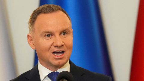 Poola president ähvardas vetostada riigimeedia subsiidiumid