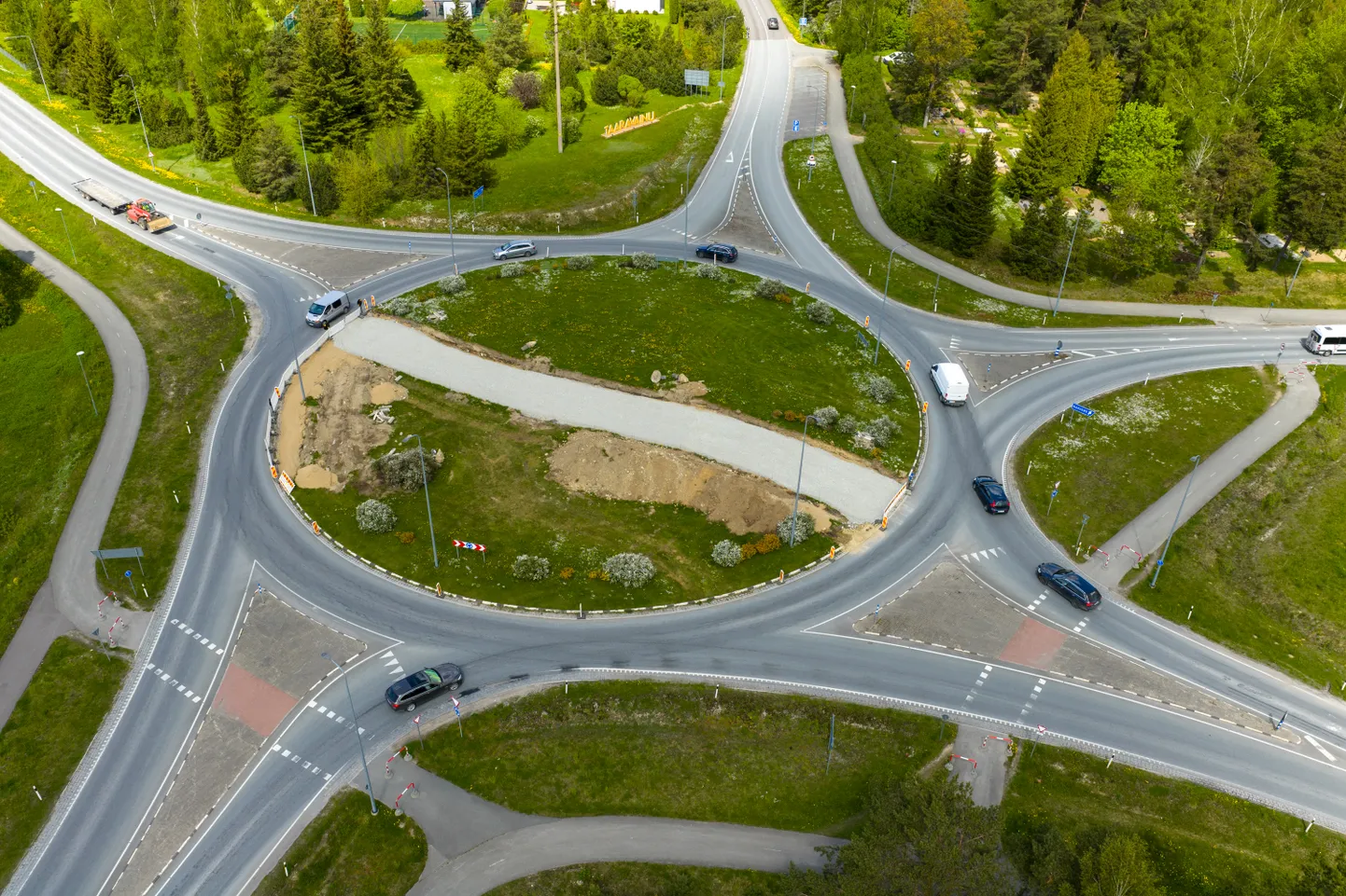 Ümber ehitatav Tõrma ringristmik Rakveres.