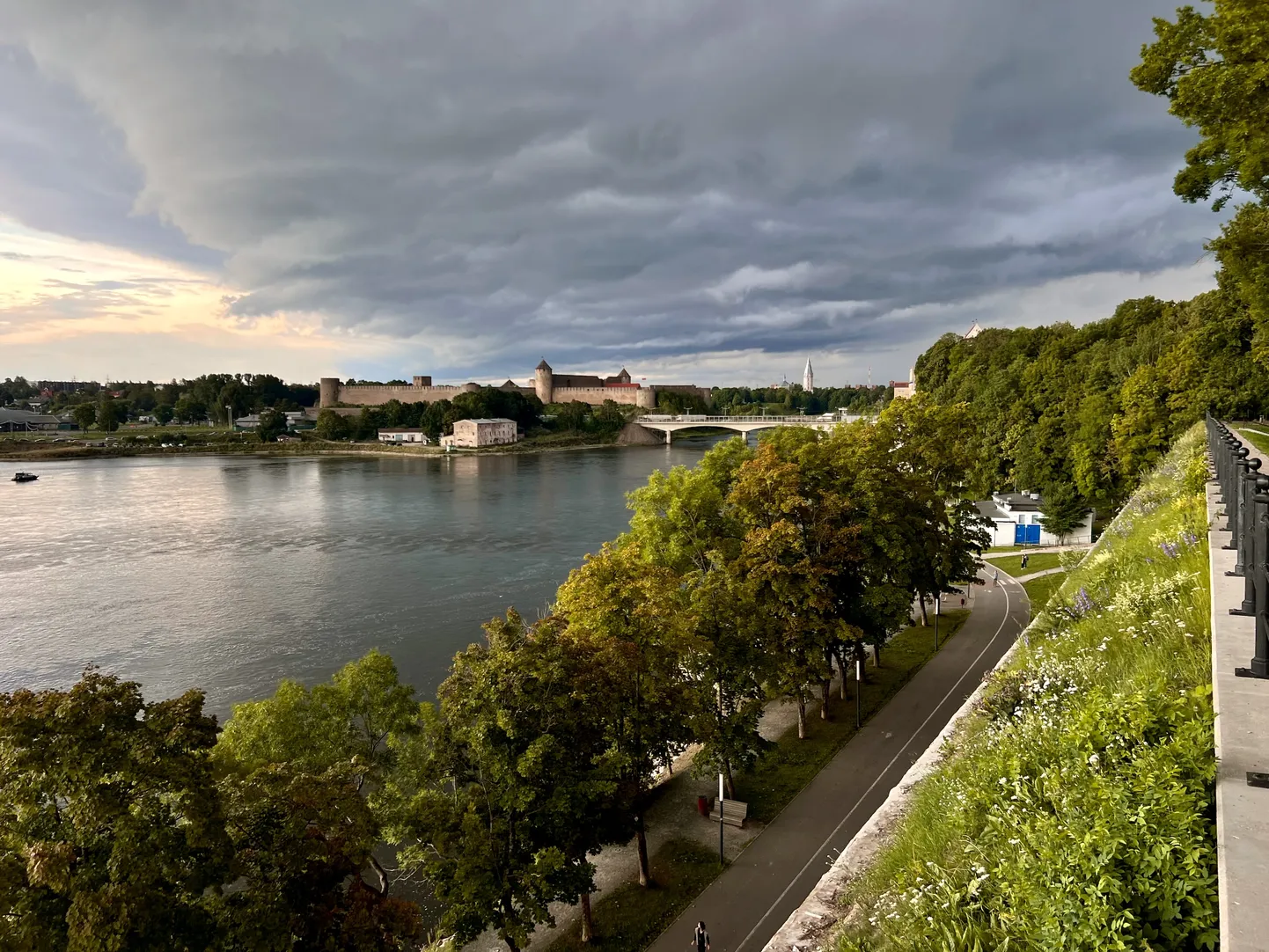 Narva jõgi.