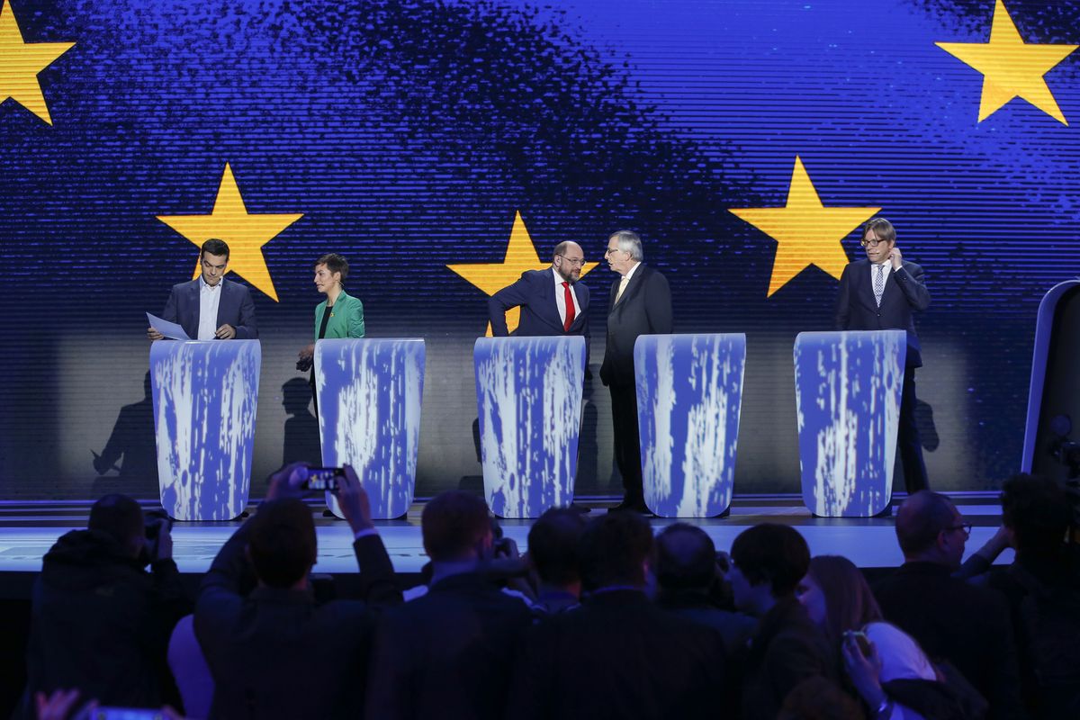 Дебаты ведущих кандидатов 15 мая 2014 года: Алексис Ципрас от левых, Ска Келлер от зеленых, Мартин Шульц от социалистов, Жан-Клод Юнкер от консерваторов и Ги Верхофштадт от либералов.
