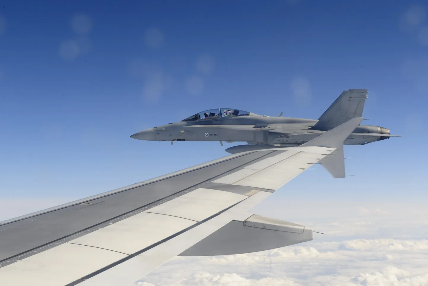 Soome õhujõudude hävituslennuk Hornet.