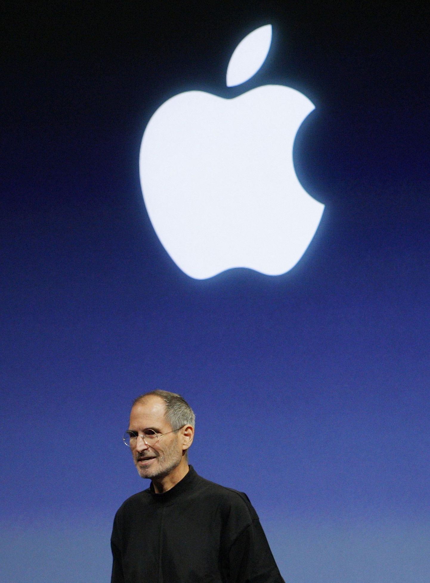 Steve Jobs ja tema kaubamärgiks kujunenud must pullover.