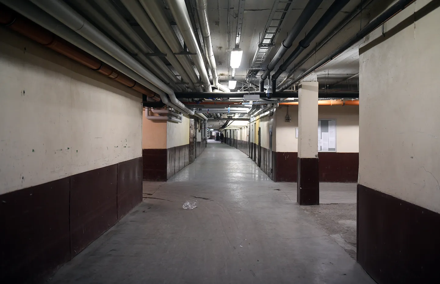 Pazemes ejas zem Rīgas Centrāltirgus paviljoniem.