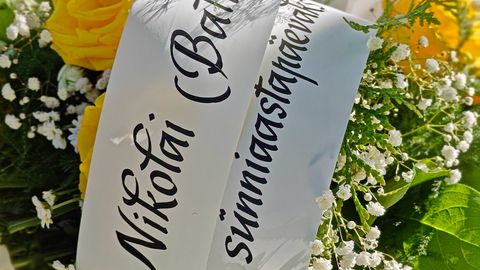 Vanal kalmistul mälestati tuntud kirjanikku