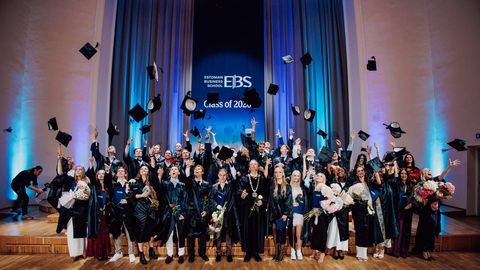 Honors graduate rates depend on cohort size and academic level