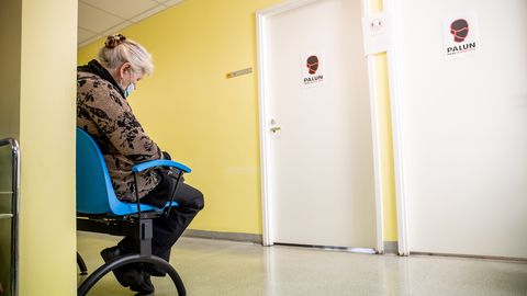 Õppuse ajal ühes Tallinna tervisekeskuses olnud proua imestab: miks patsiente kohe ei teavitatud?