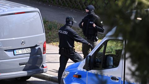 Saksamaa riigipööraja tulistas reidi käigus politseinikku