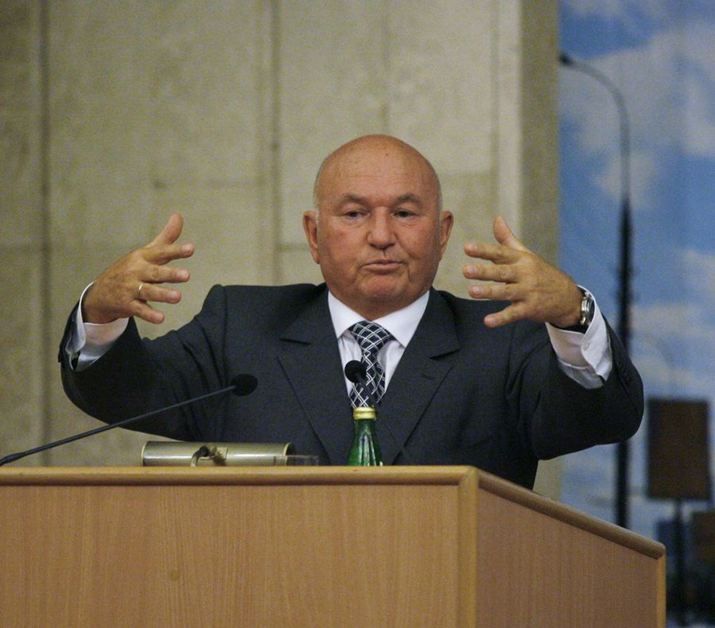 Moskva linnapea Juri Lužkov.