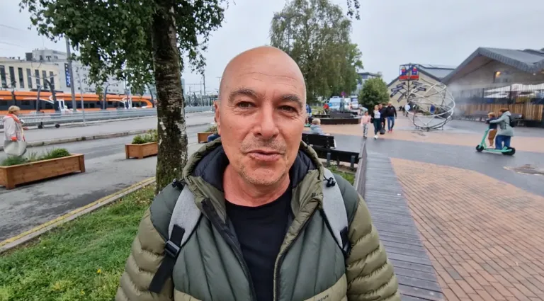 Михаил.