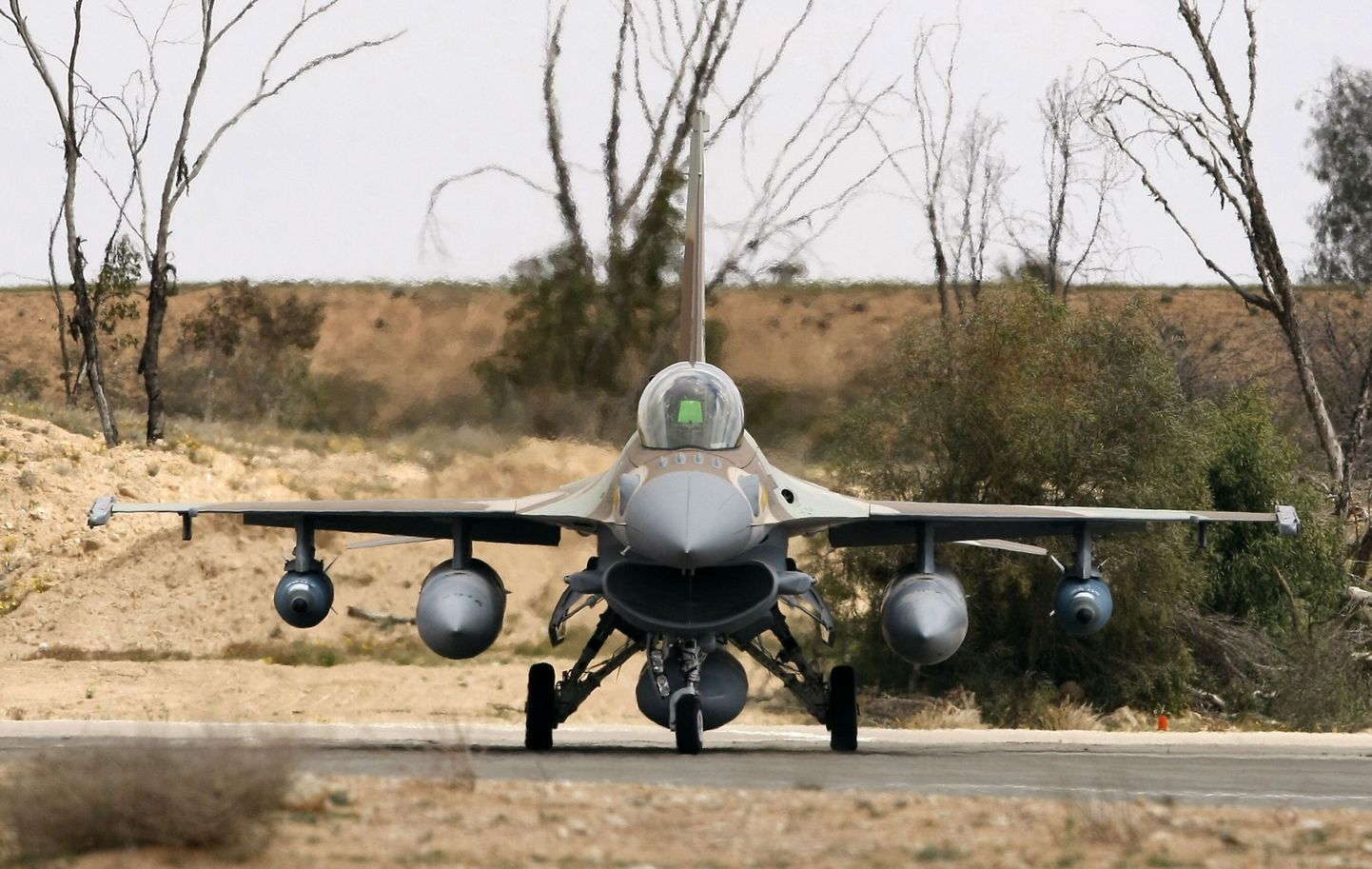 Iisraeli sõjalennuk F-16I.