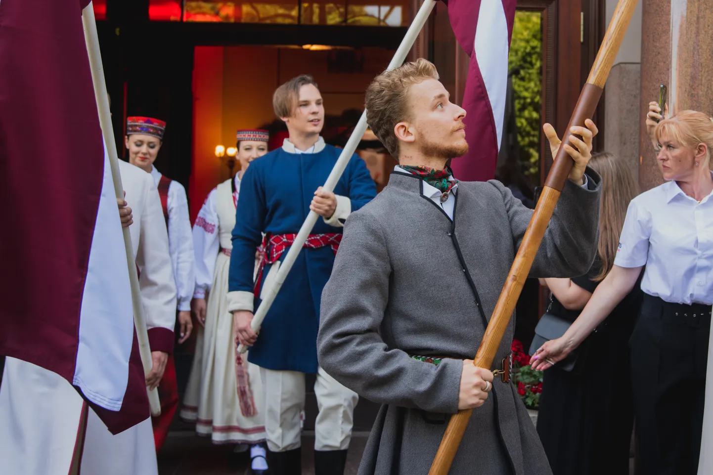 Чествование флагов XXVII Праздника песни и танца