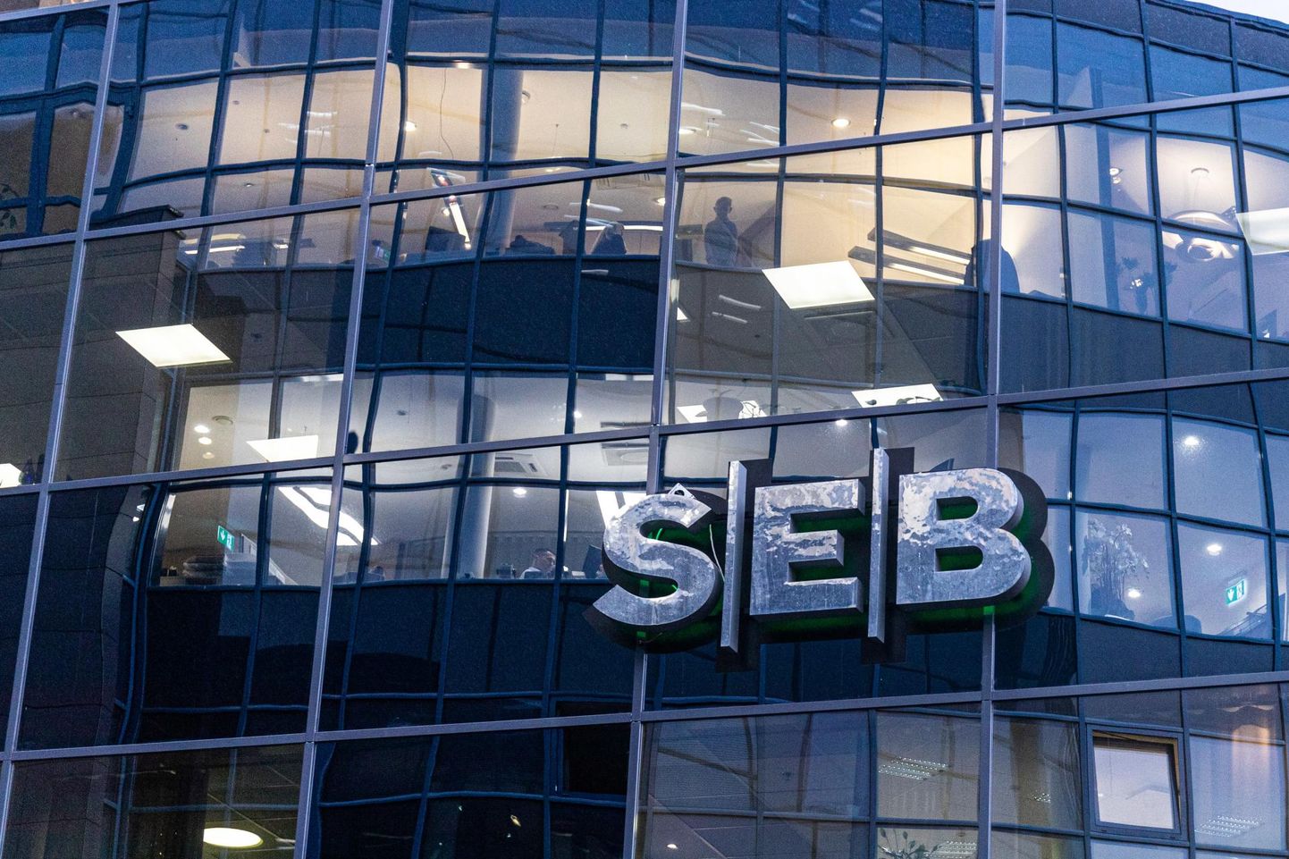 Через эстонское крыло банка SEB прошли более 25 миллиардов евро сомнительного происхождения.