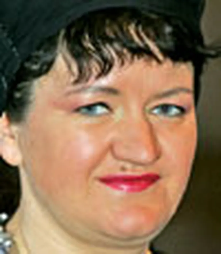 Elita Patmalniece