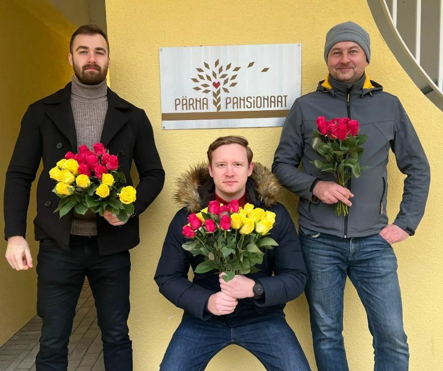 JCI Viljandimaa liikmed ning Mulgi Ehituse töömehed viisid lilli Pärna pansionaati ja Viljandimaa hoolekandekeskusesse.