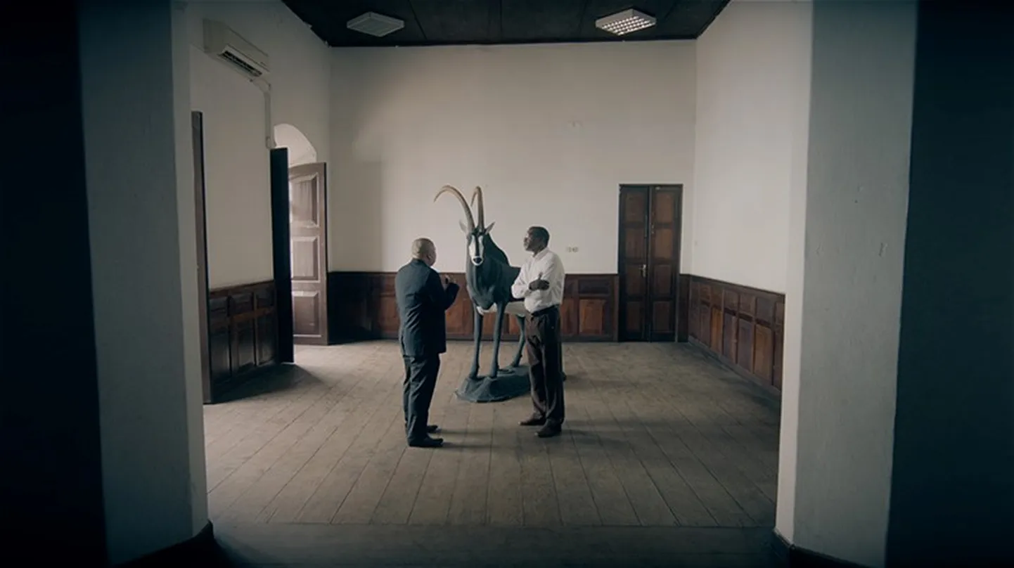 Kiluanji Kia Henda, kaader videost «Havemos de Voltar» (Me tuleme tagasi), 2017