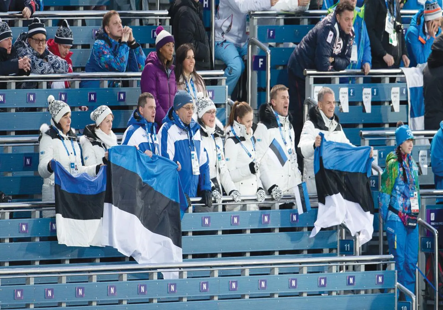 На Олимпиаде в Сочи Нейнар Сели (на трибуне – четвертый слева) болел за наших спортсменов вместе с Андрусом Ансипом (второй справа).