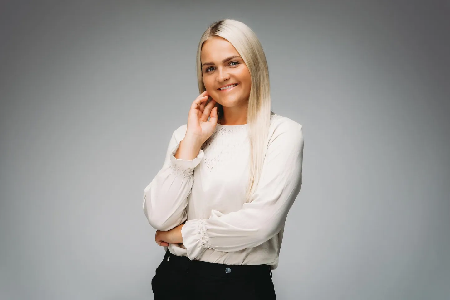 Saarepeedi kooli hakkab juhtima Kerli Kivisild.