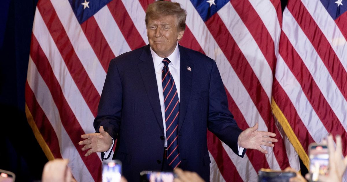 ÜLEVAADE ⟩ Trump marsib vääramatu võidu poole