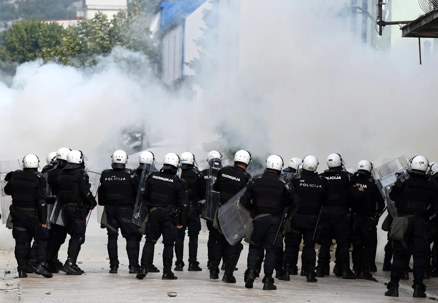 Montenegro politseinikud Cetinjes.