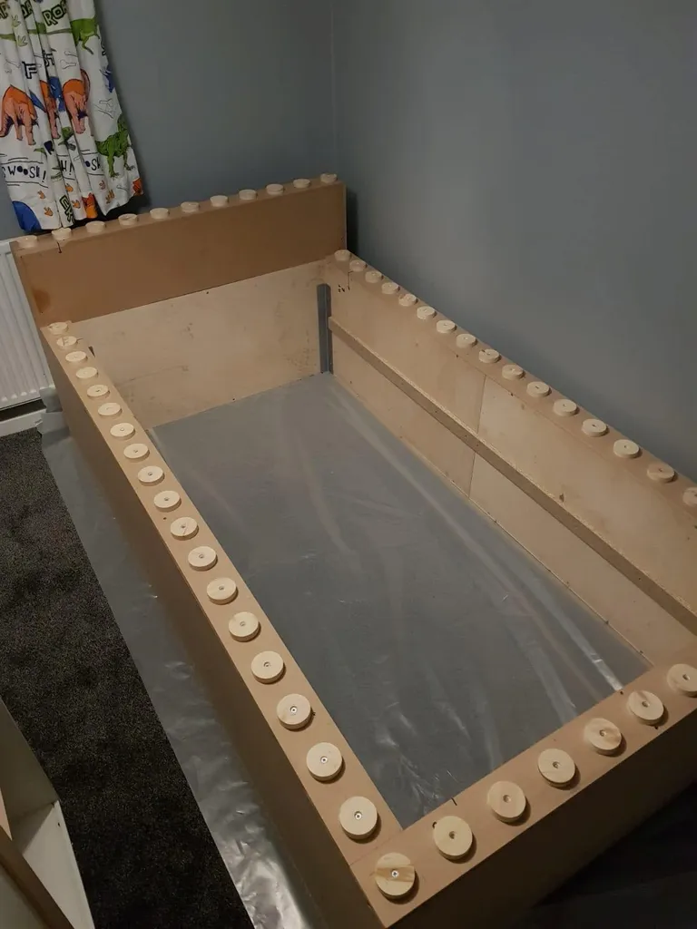 LEGO voodi