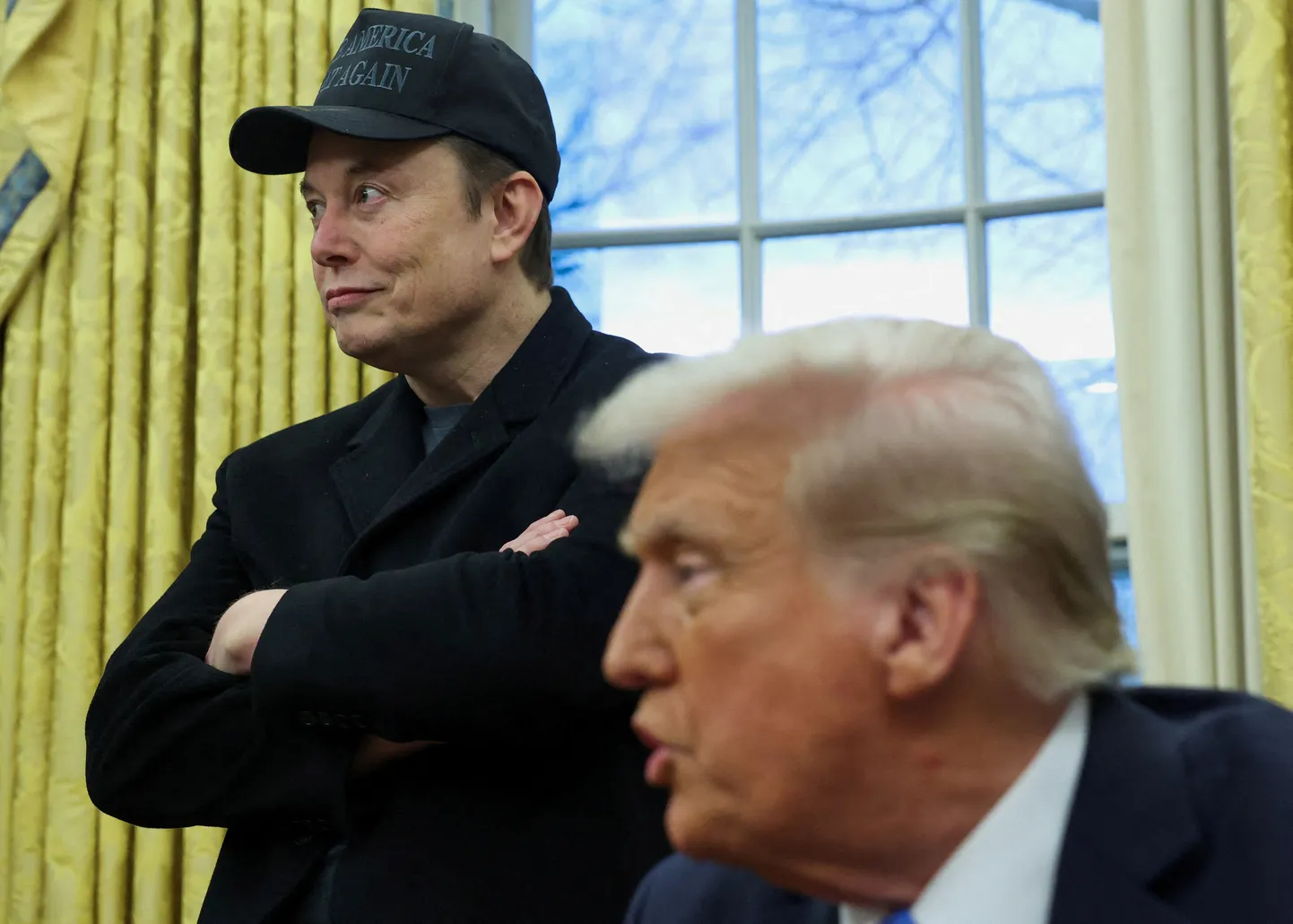 Elon Musk ja Donald Trump Valge Maja ovaalkabinetis.