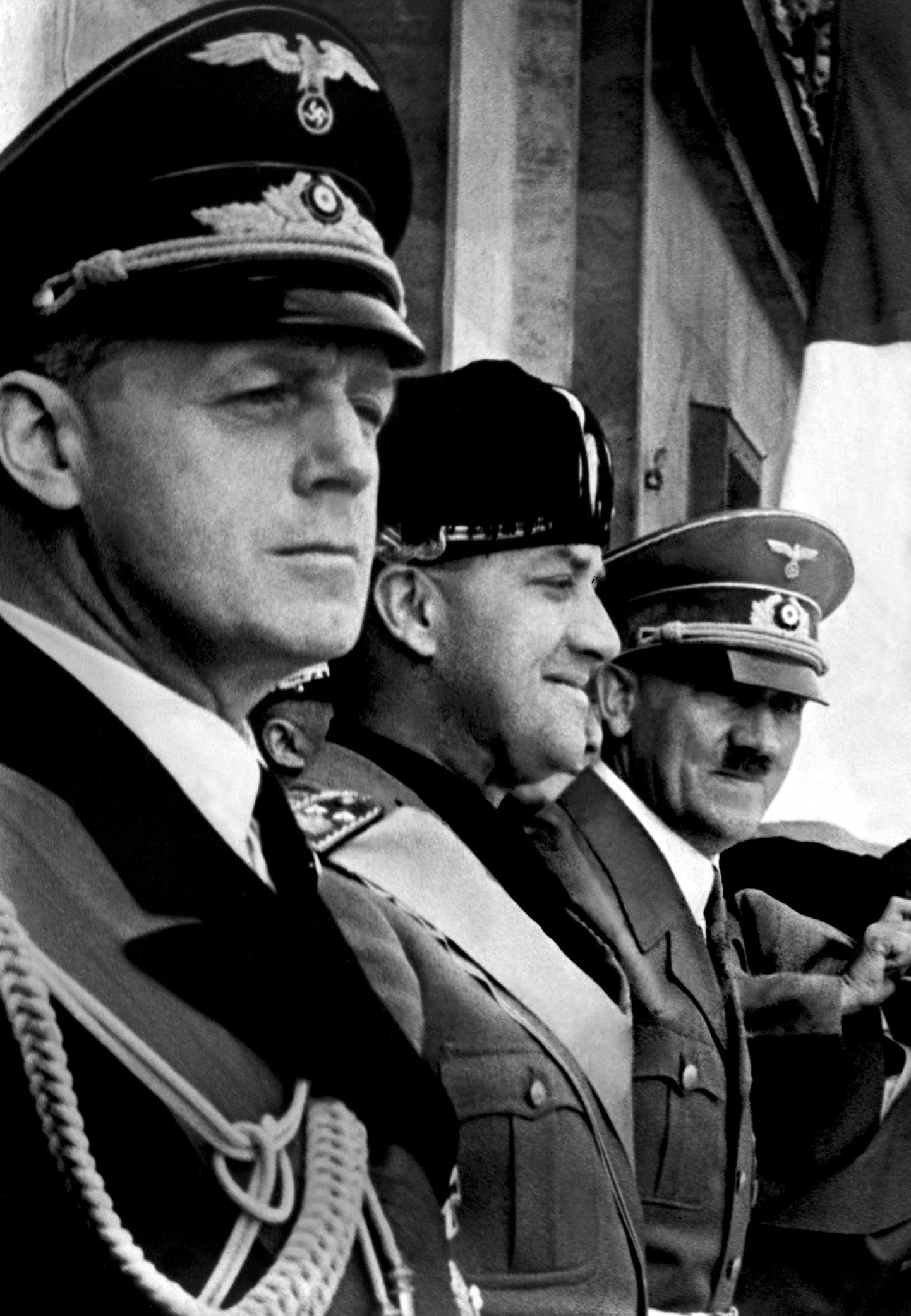 Joahims fon Ribentrops, Galeaco Čano un Ādolfs Hitlers