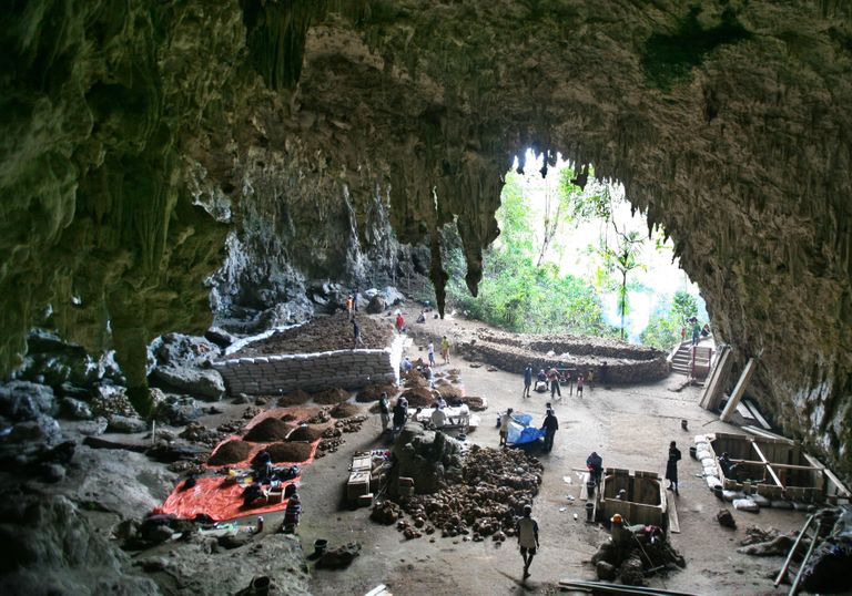 Koobas, millest leitud inimhambad kinnitavad, et nüüdisinimene ja kääbused koos elasid.