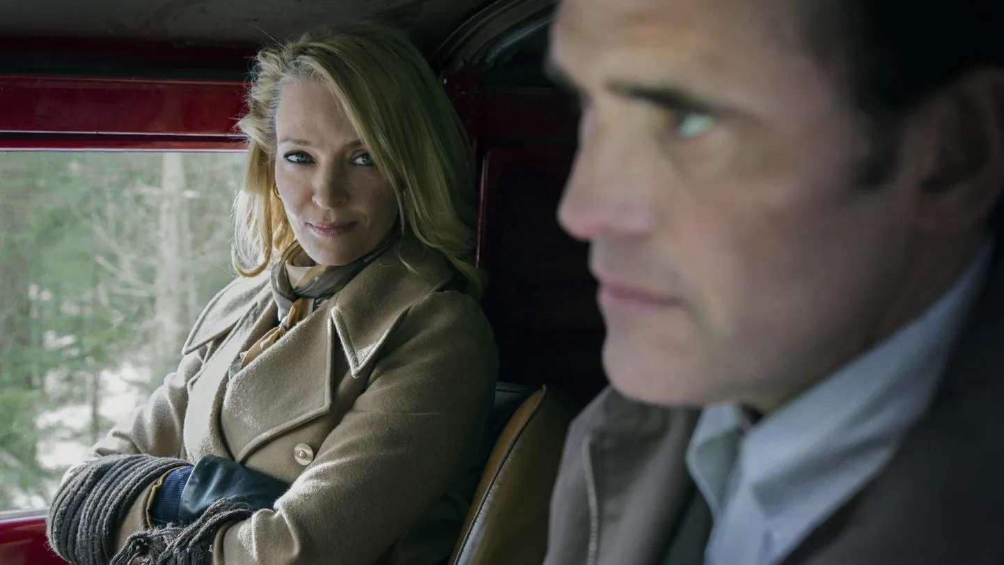 Sarimõrvar Jack (Matt Dillon) ning tema esimene ohver (Uma Thurman).