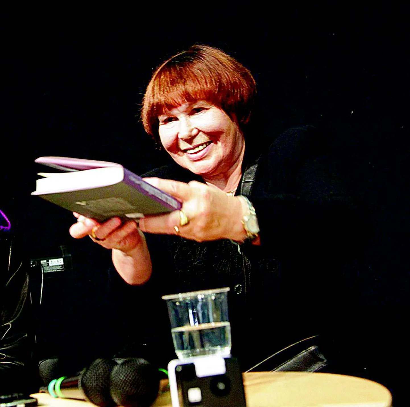 Viivi Luik.