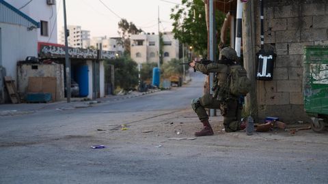 Iisrael ei kavatse relvarahu järel vägesid Liibanonist ära viia
