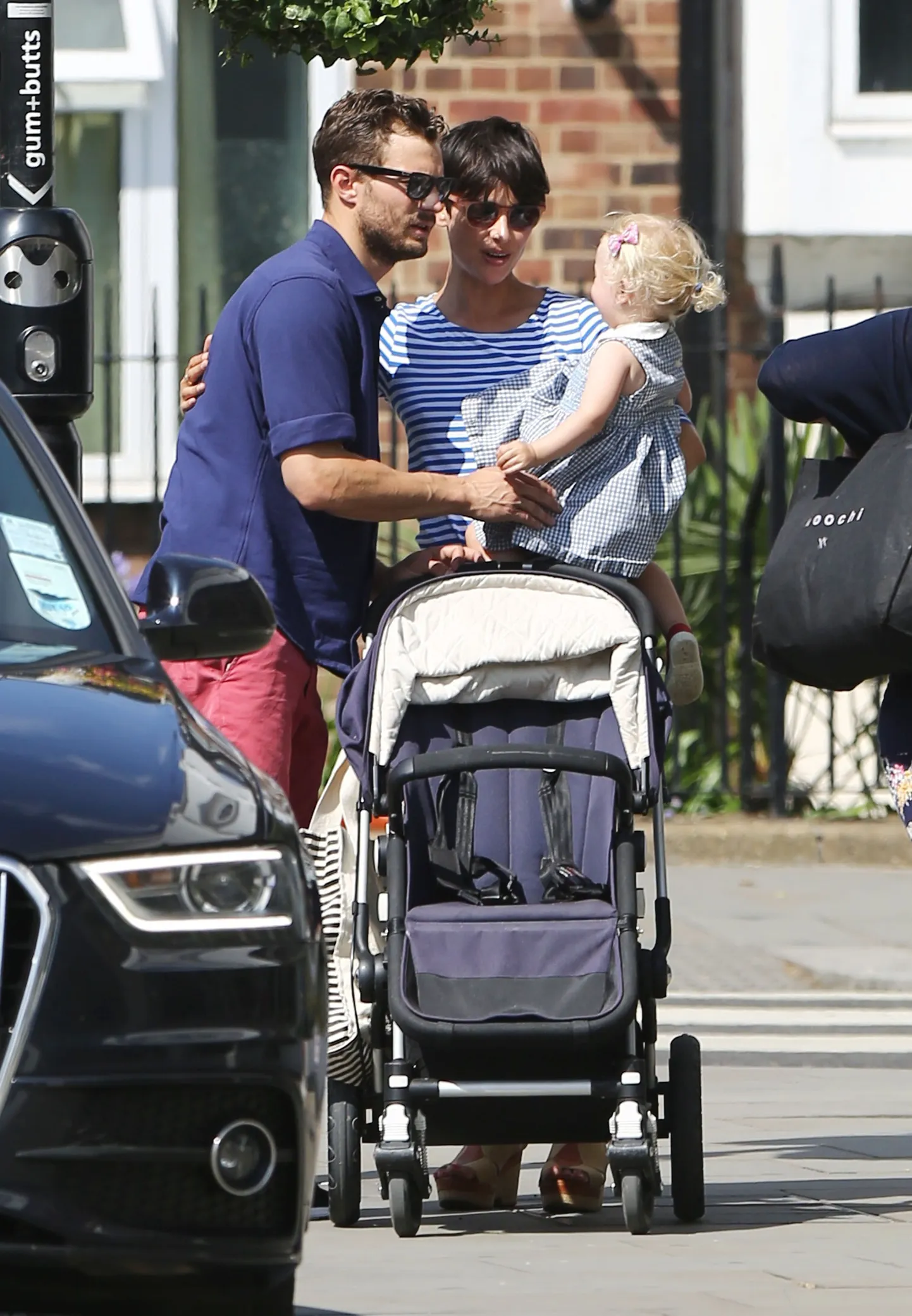 Jamie Dornan ja Amelia Warner tütrega mullu juulis