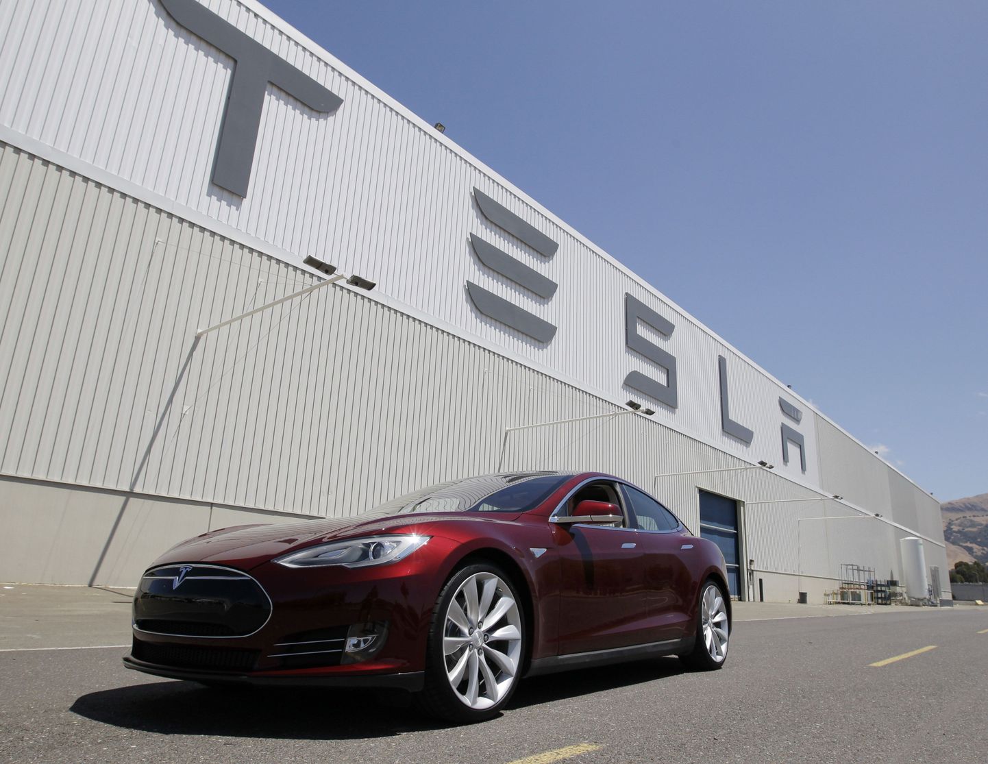 Tesla Model S Tesla tehase ees Fremontis, Californias.