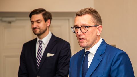 OTSEPILT ⟩ Valitsuse pressikonverentsil annavad aru Michal, Leis ja Terras